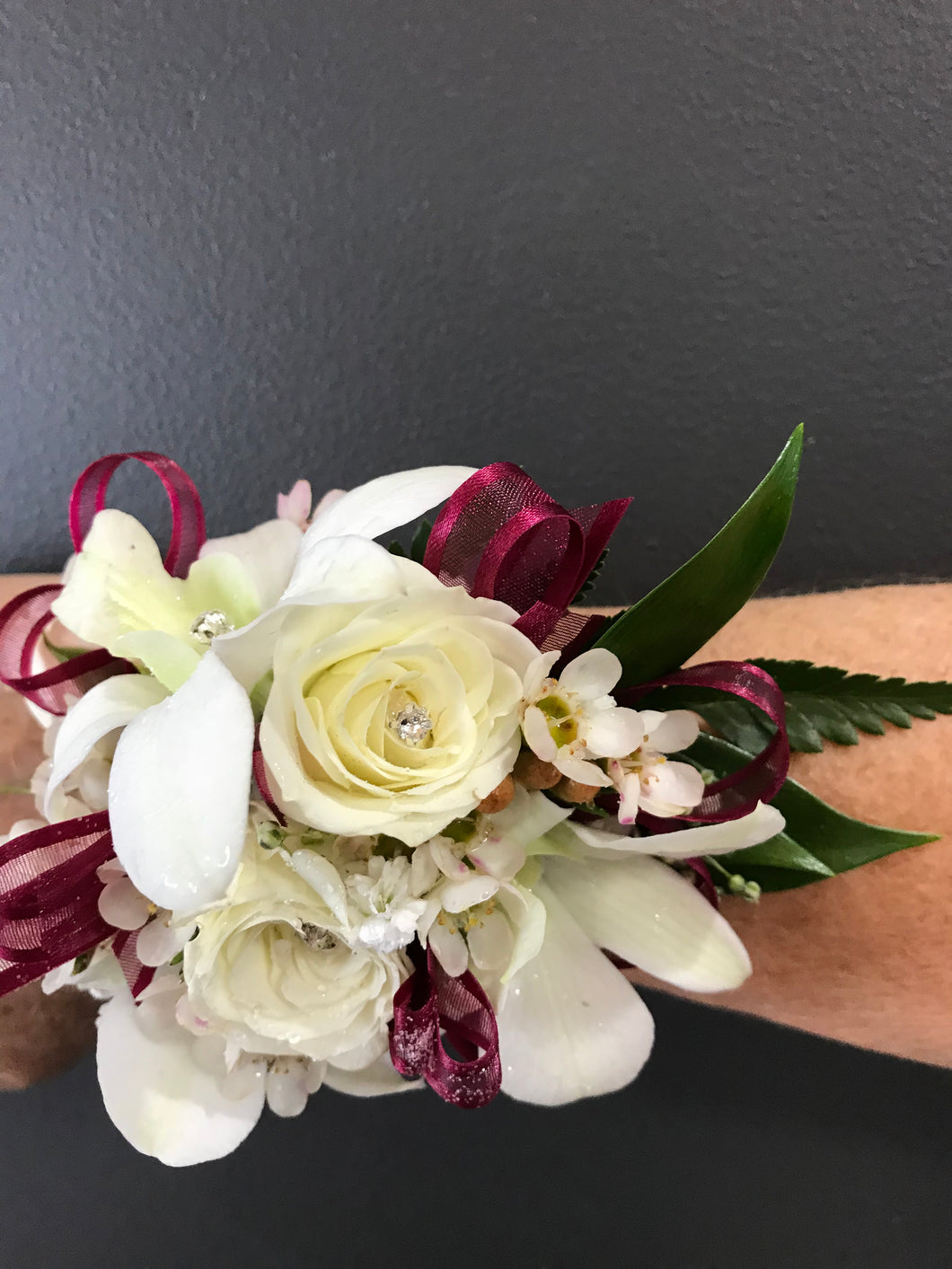 Wrist corsage