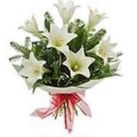 Christmas Lily Bouquet